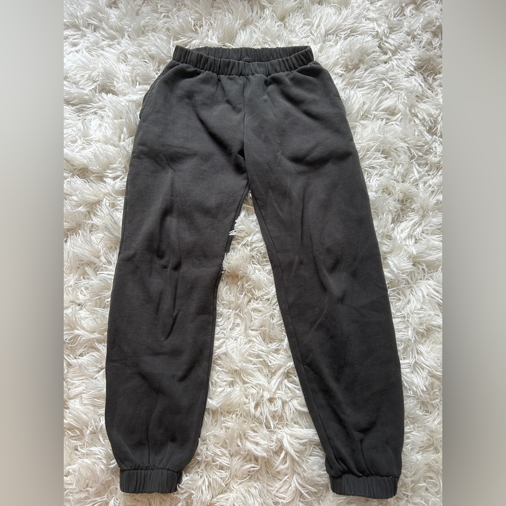 Brandy Melville black rosa sweatpants